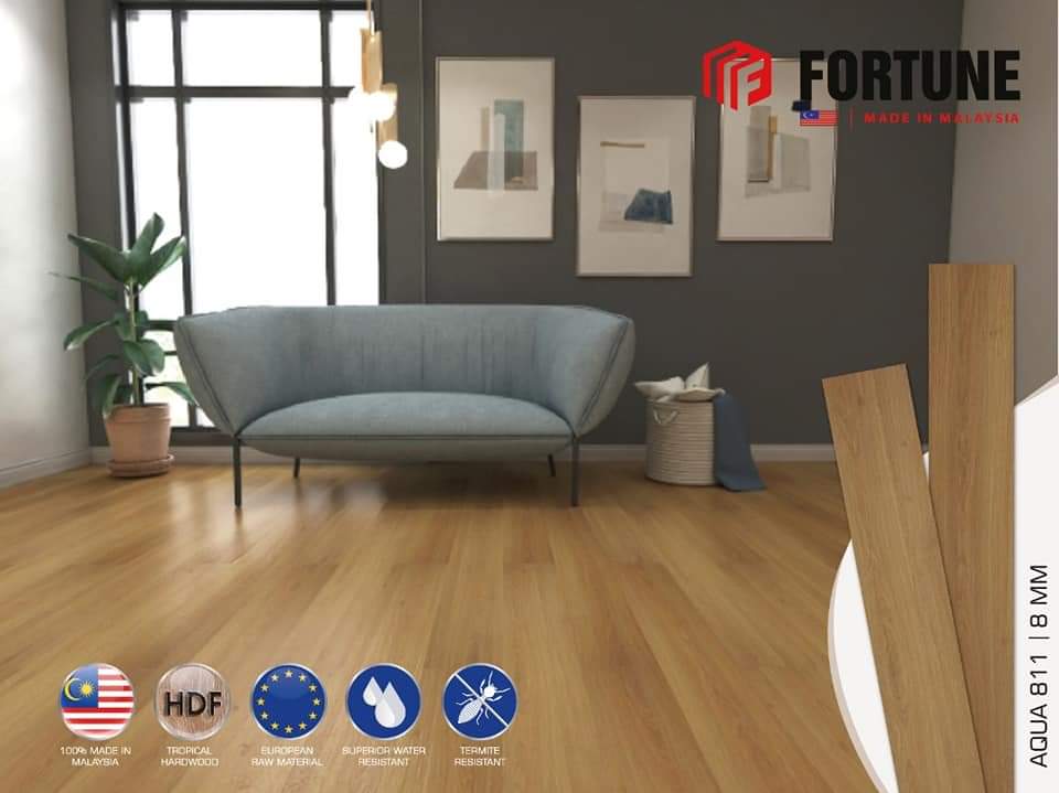 Hoàn thiện sàn gỗ Fortune 8mm mã 811 trong phòng khách