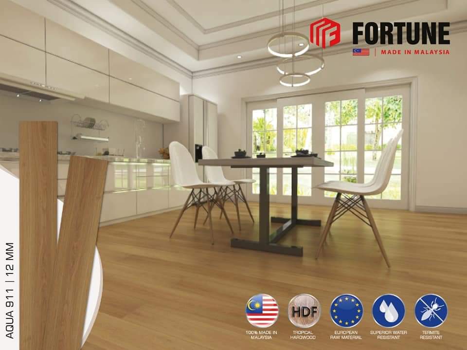 Công trình hoàn thiện sàn gỗ Fortune 12mm văn phòng