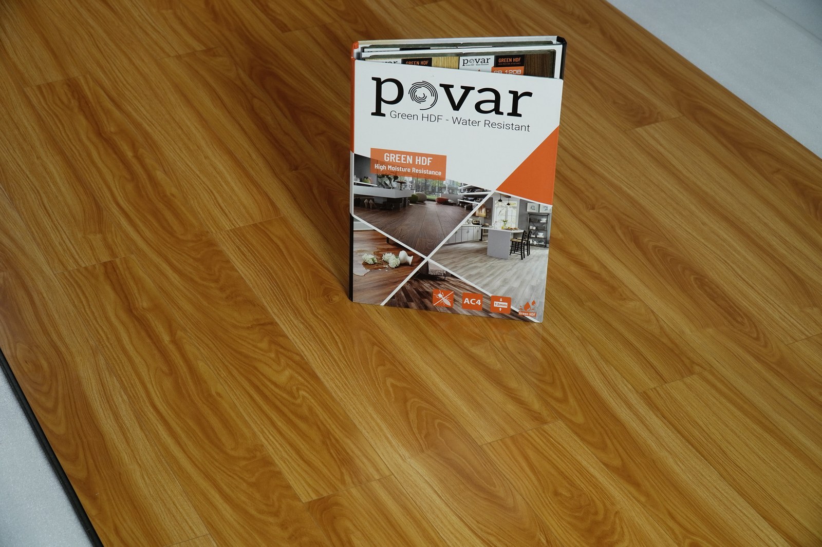 Sàn gỗ Povar SB1207 Nâu sồi - Sàn Gỗ Thiên Ngân
