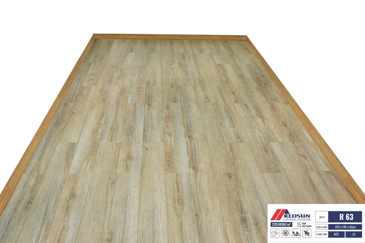 Showroom Sàn Gỗ Thiên Ngân - mẫu Redsun 8mm