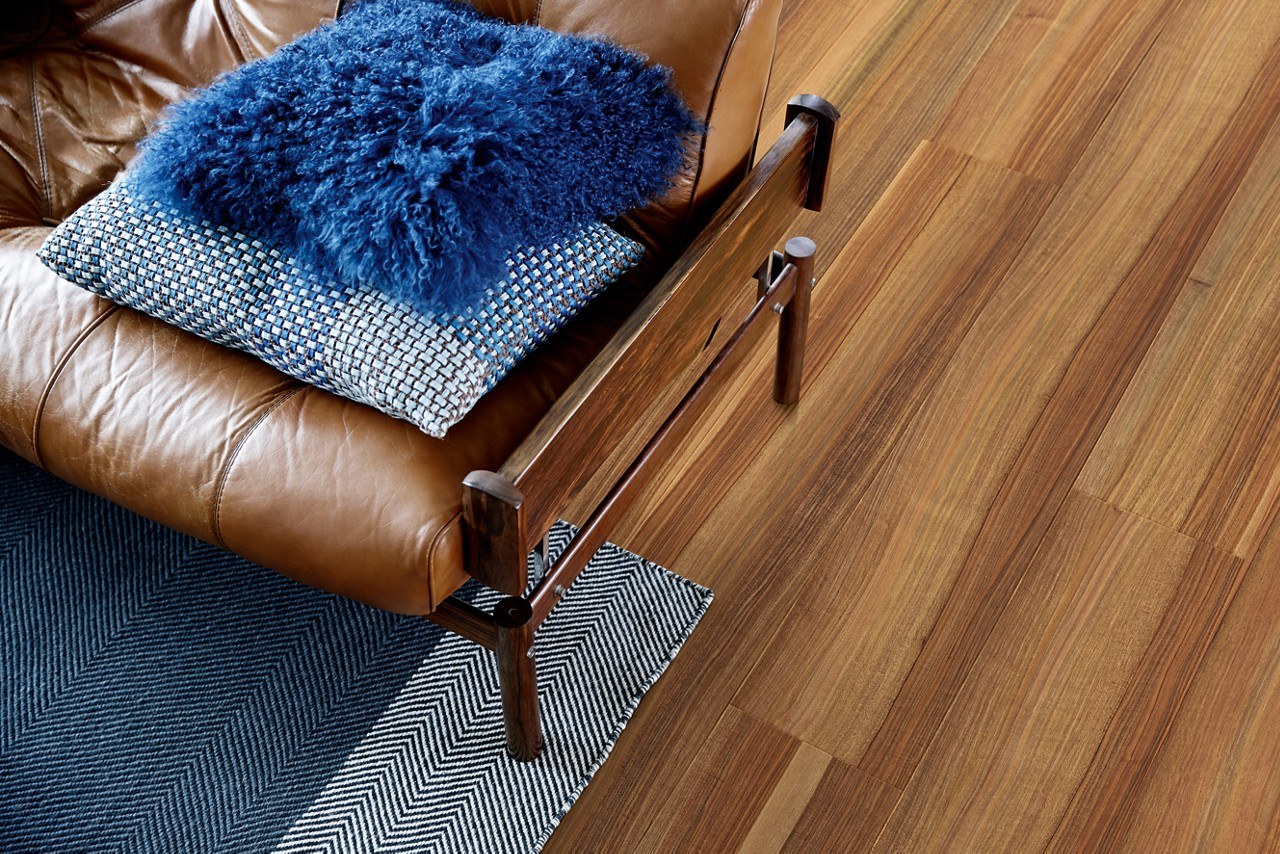 Sàn gỗ Pergo L0339-04319 - REFINED WALNUT L0339-04319 - Sàn Gỗ Thiên Ngân